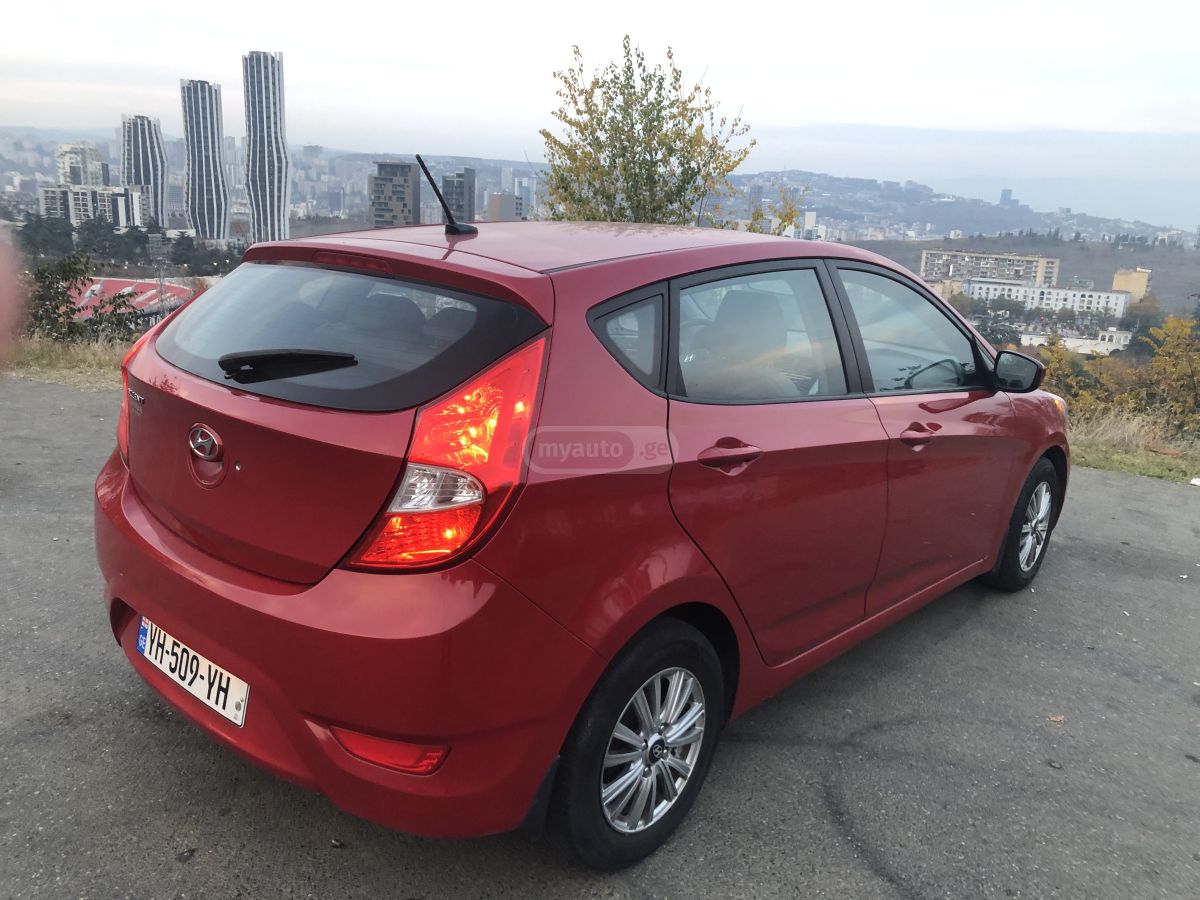 Hyundai Accent 2016 — photo 2