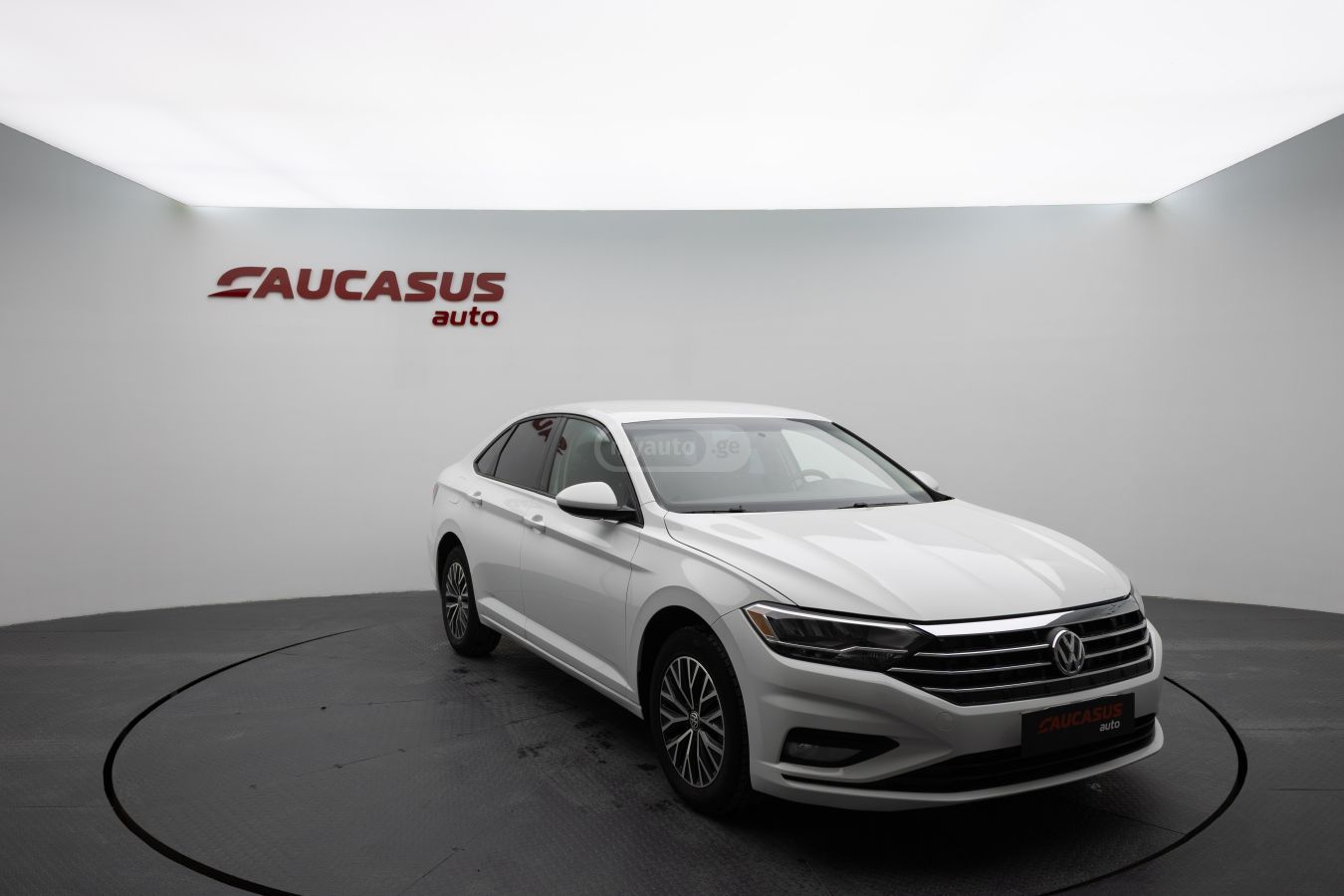 Volkswagen Jetta 2021 — photo 2