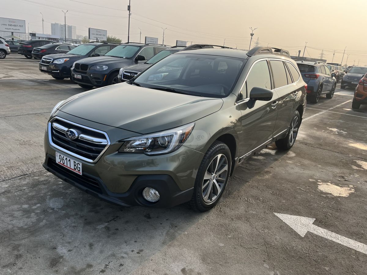 Subaru Outback 2017 — photo 2