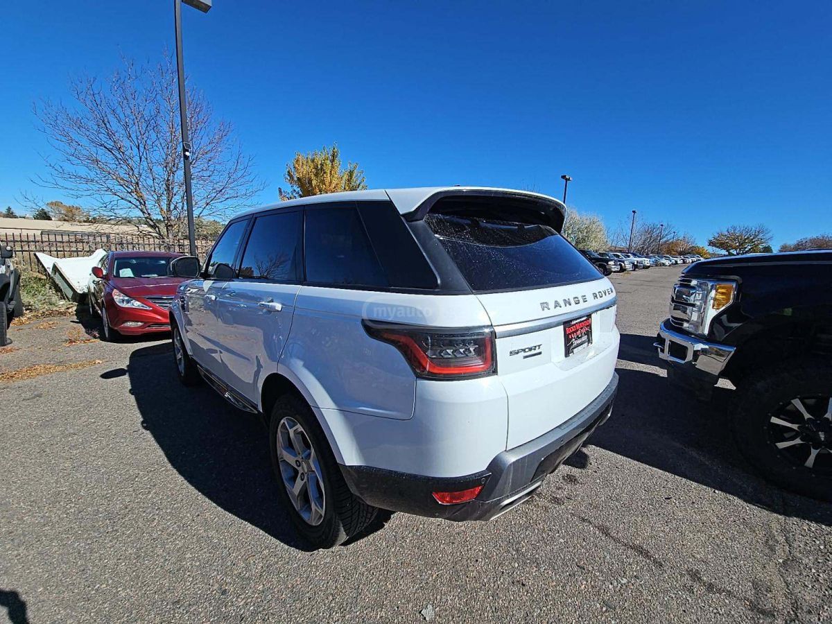Land Rover Range Rover Sport 2018 — photo 2
