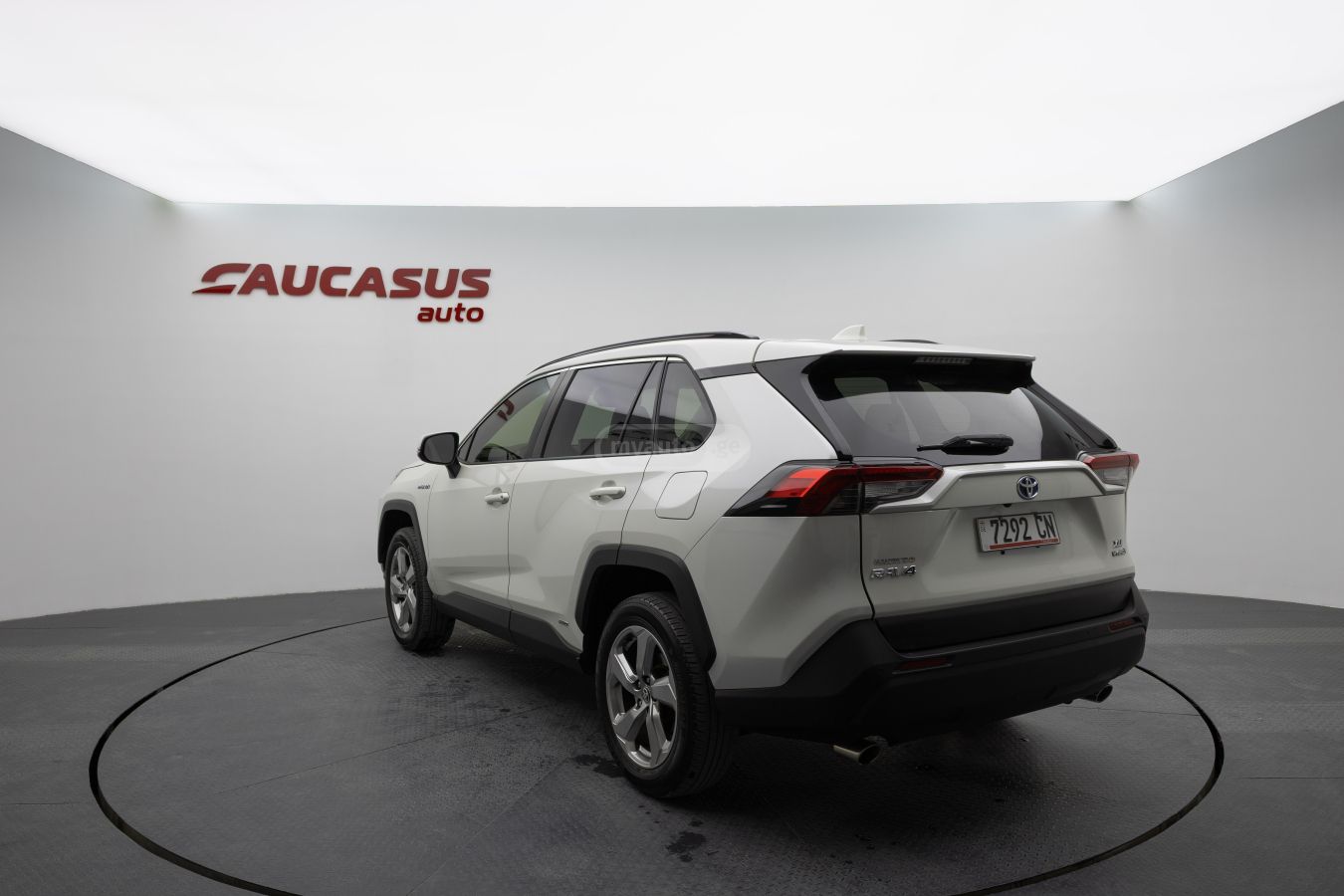 Toyota RAV 4 2021 — photo 2