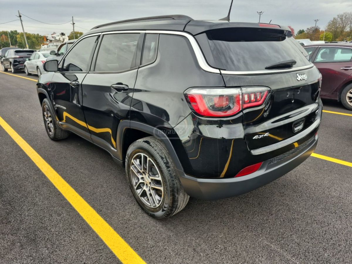 Jeep Compass 2017 — photo 2