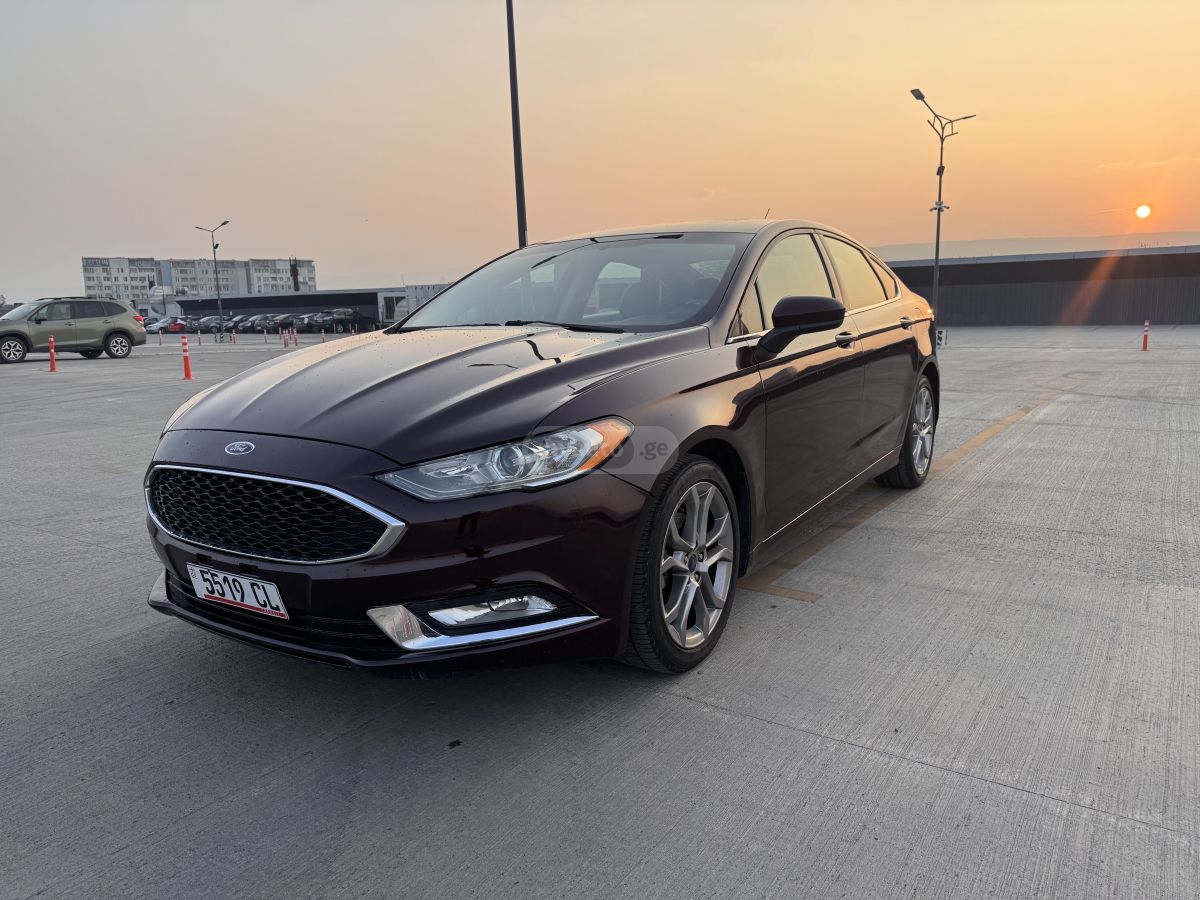 Ford Fusion 2017 — photo 2