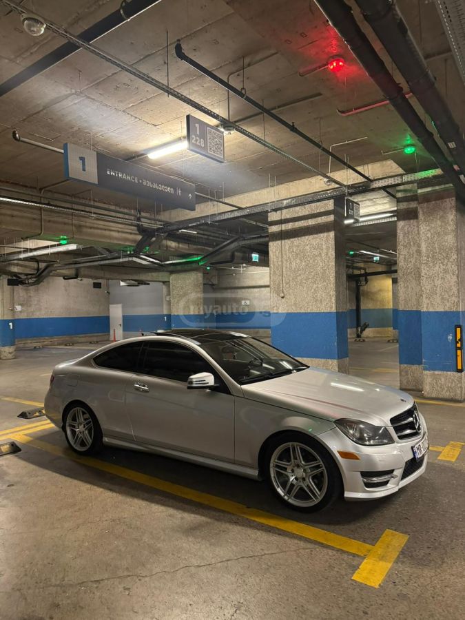 Mercedes-Benz C 250 2015 — photo 2