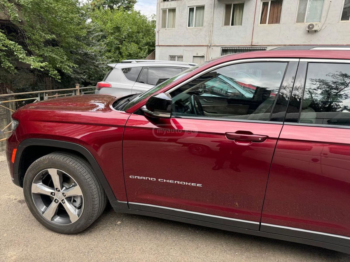 Jeep Grand Cherokee 2021 — photo 2