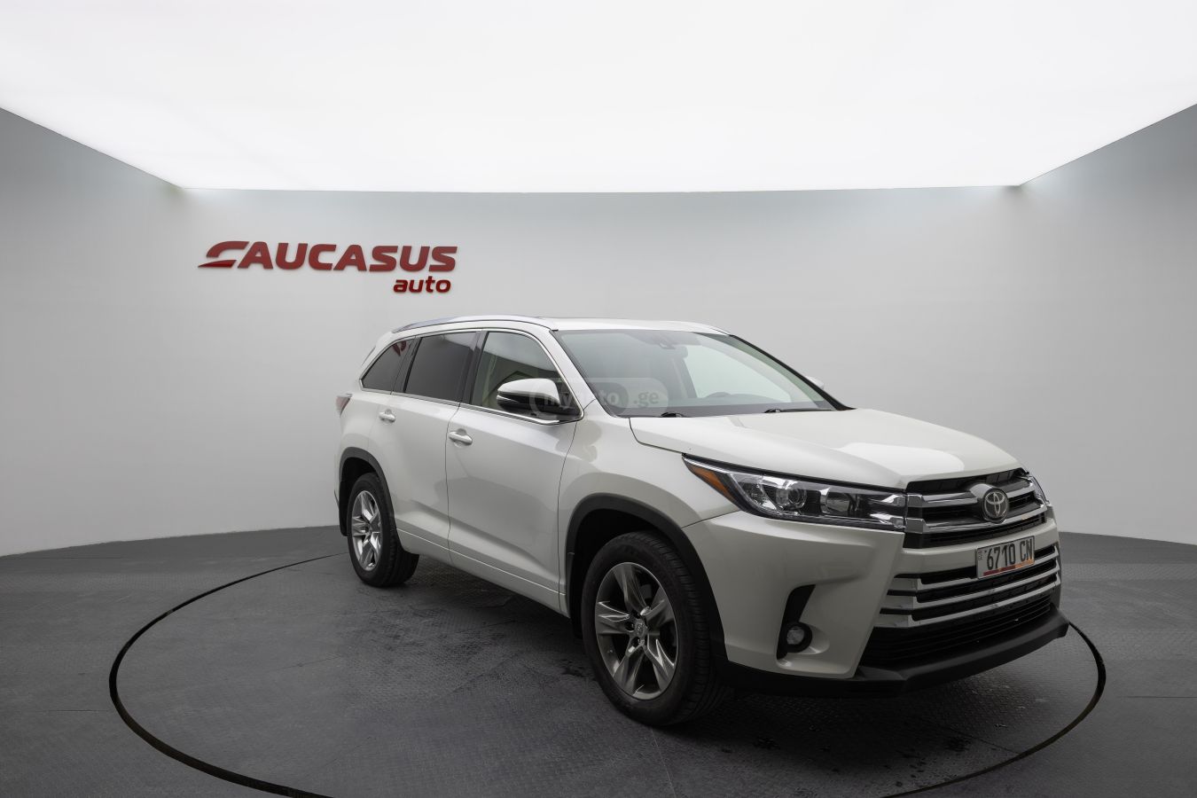 Toyota Highlander 2015 — photo 2