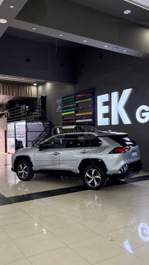 Toyota RAV4 2021 — photo 2