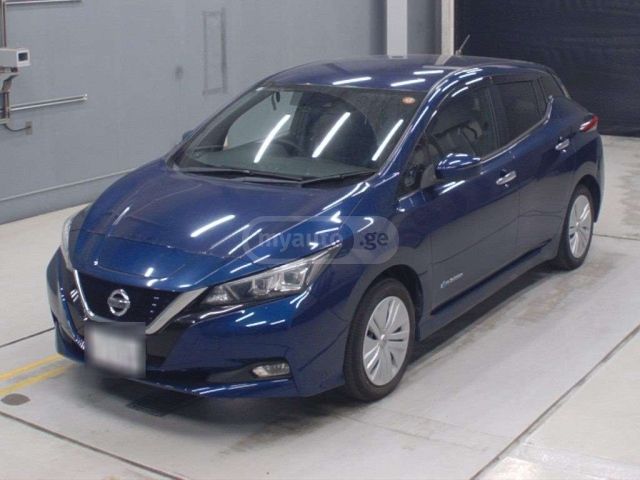 Nissan Leaf 2018 — photo 2