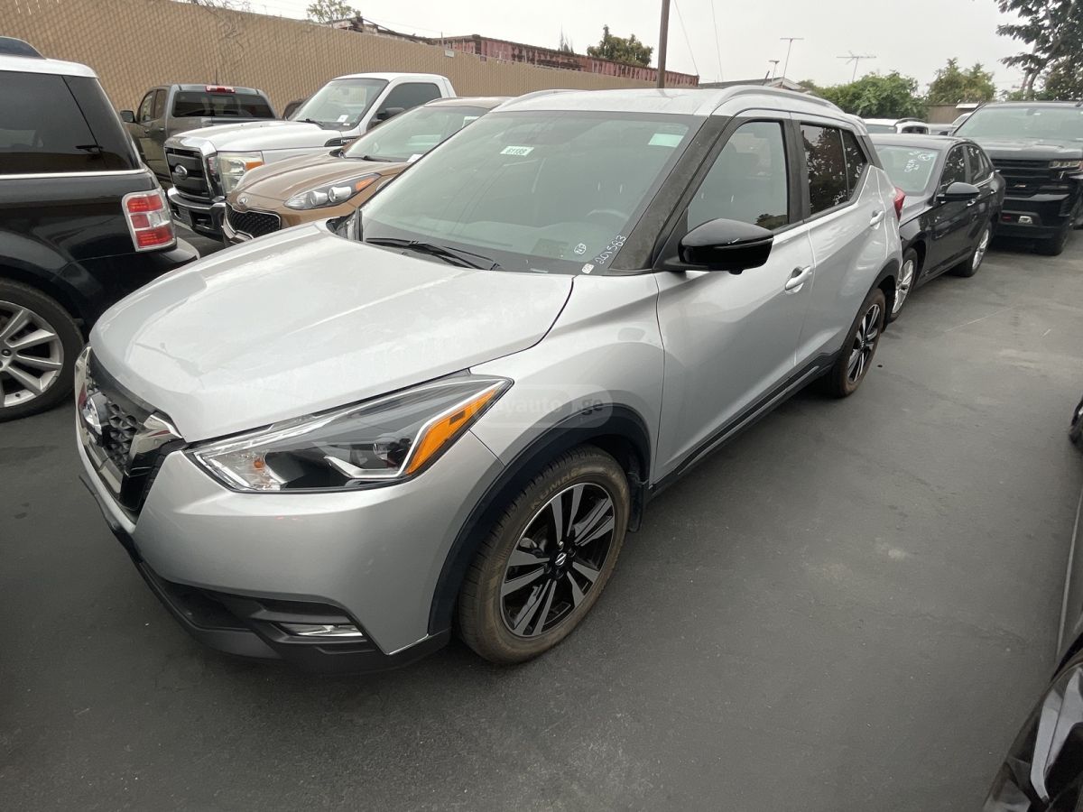 Nissan Kicks