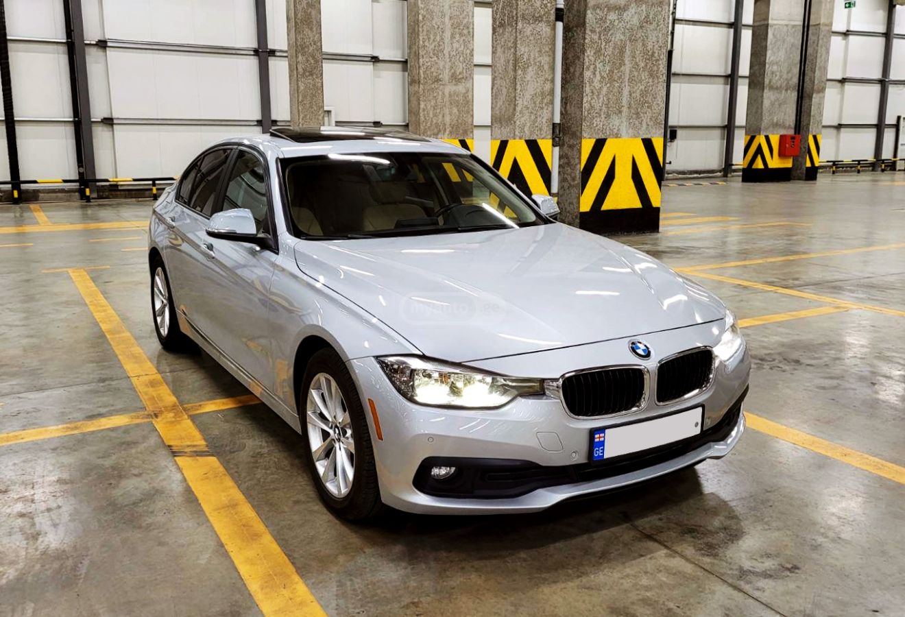 BMW 320