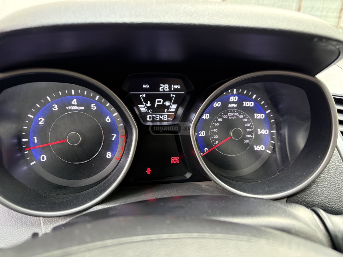 Hyundai Elantra 2014 — photo 2