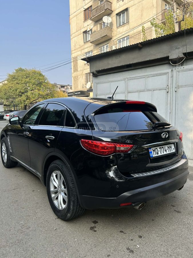 Infiniti QX 70 2014 — photo 2