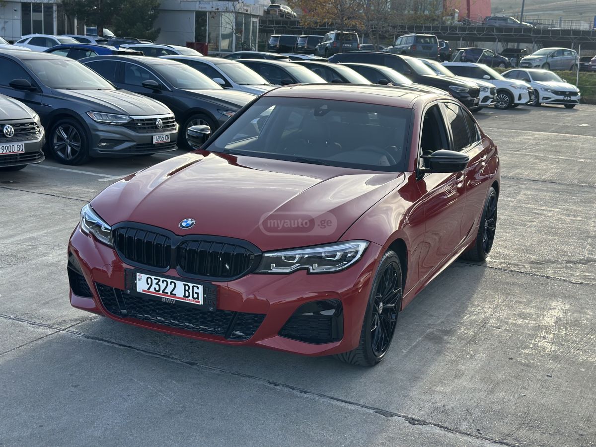BMW 330 2022 — photo 2