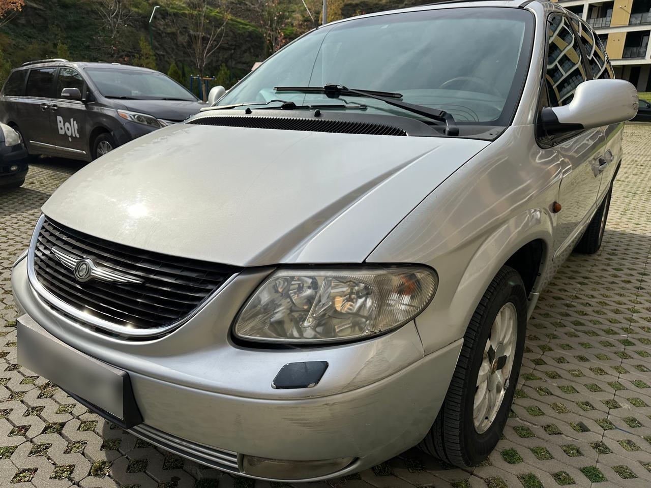 Chrysler Voyager 2002 — photo 2