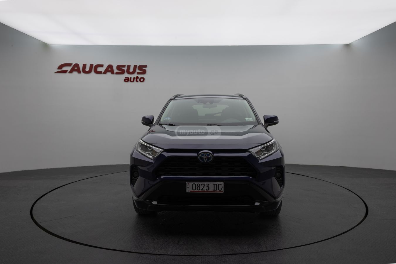 Toyota RAV 4 2021 — photo 2