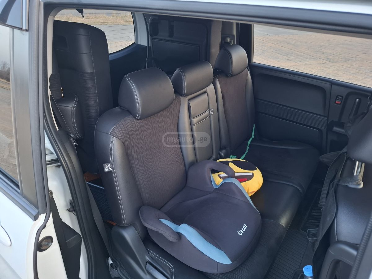 Honda Freed 2015 — photo 2