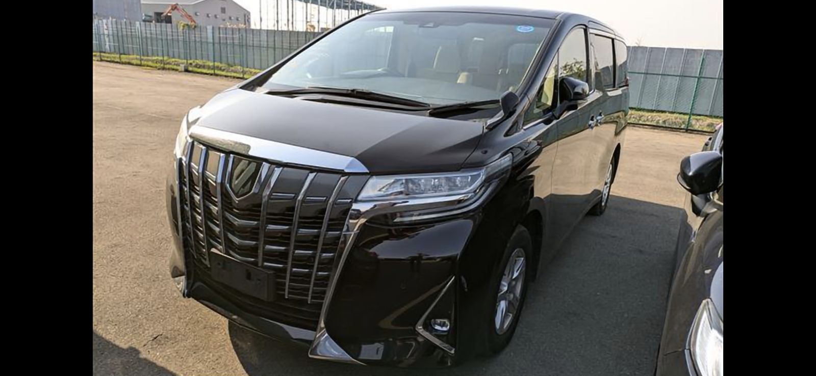 Toyota Alphard 2019 — photo 2