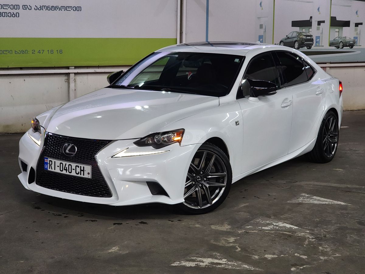 Lexus IS 350