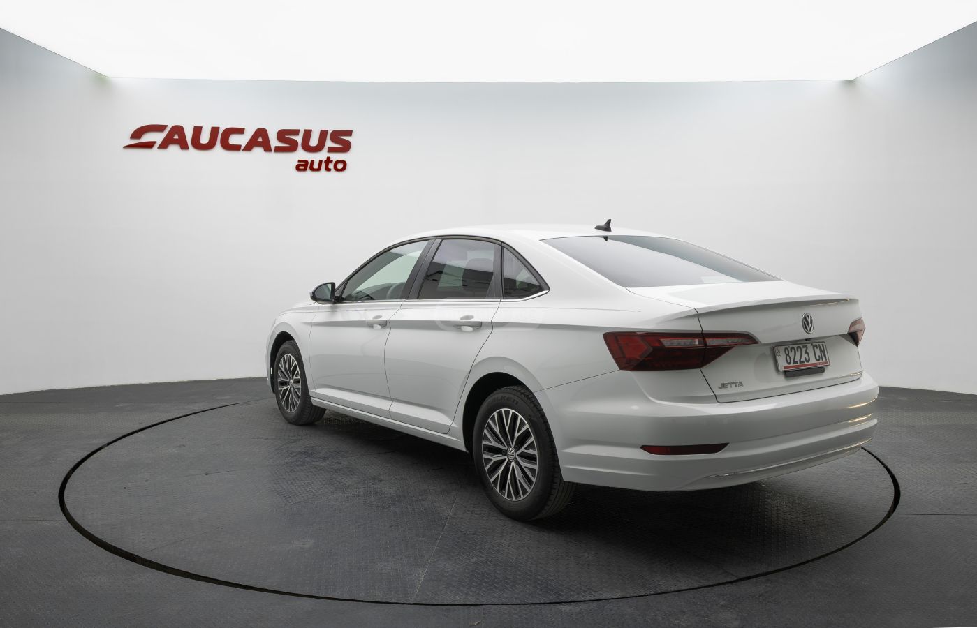 Volkswagen Jetta 2021 — photo 2
