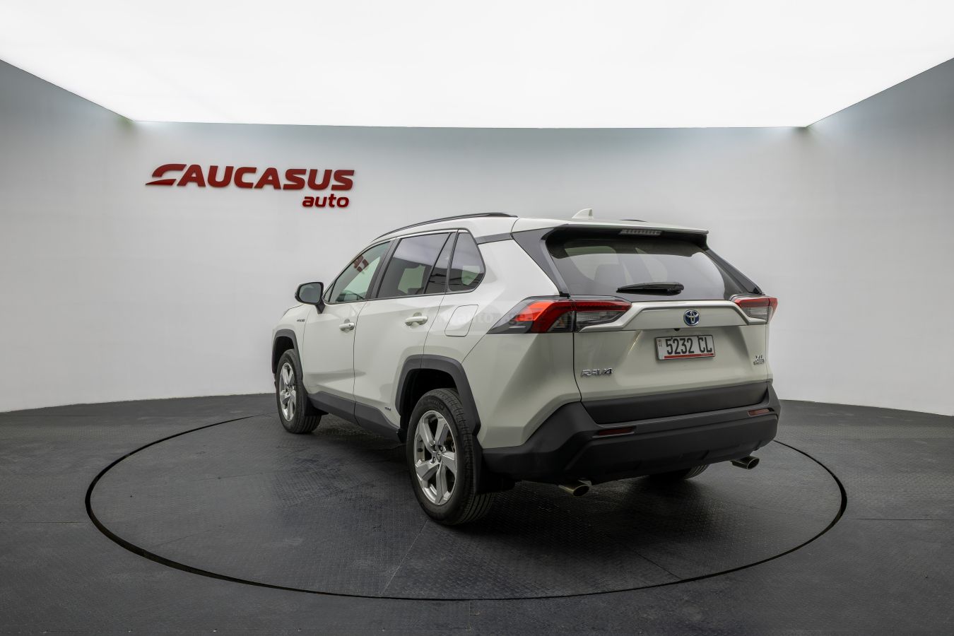 Toyota RAV 4 2021 — photo 2