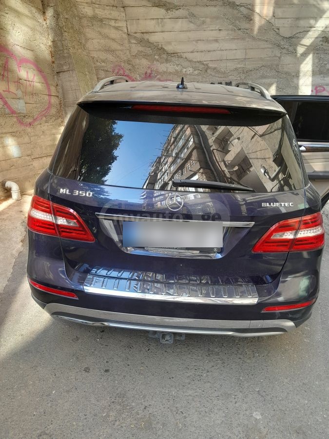 Mercedes-Benz ML 350 2012 — photo 2