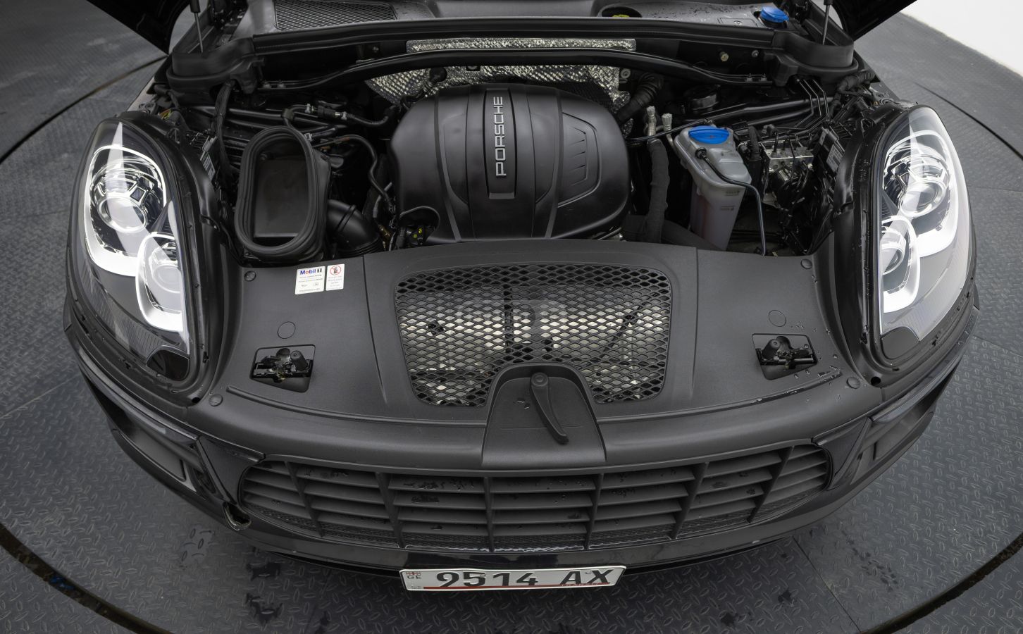 Porsche Macan 2018 — photo 2