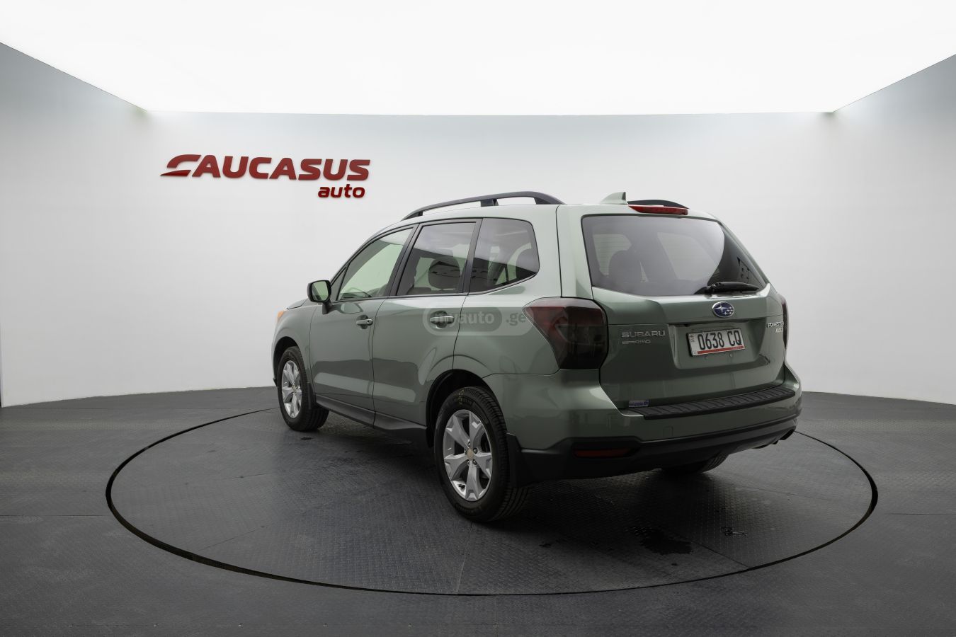 Subaru Forester 2016 — photo 2