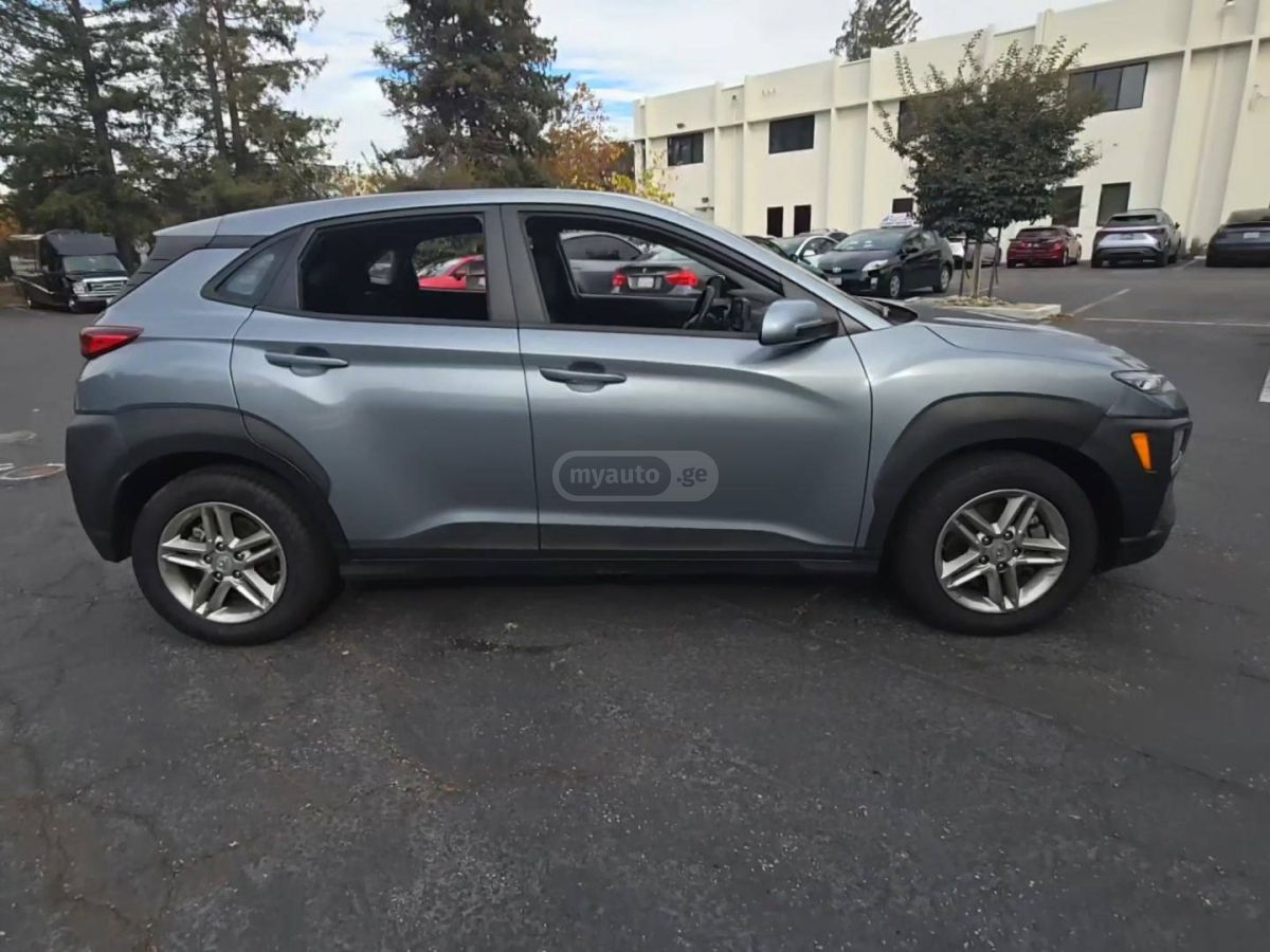 Hyundai kona 2021 — photo 2