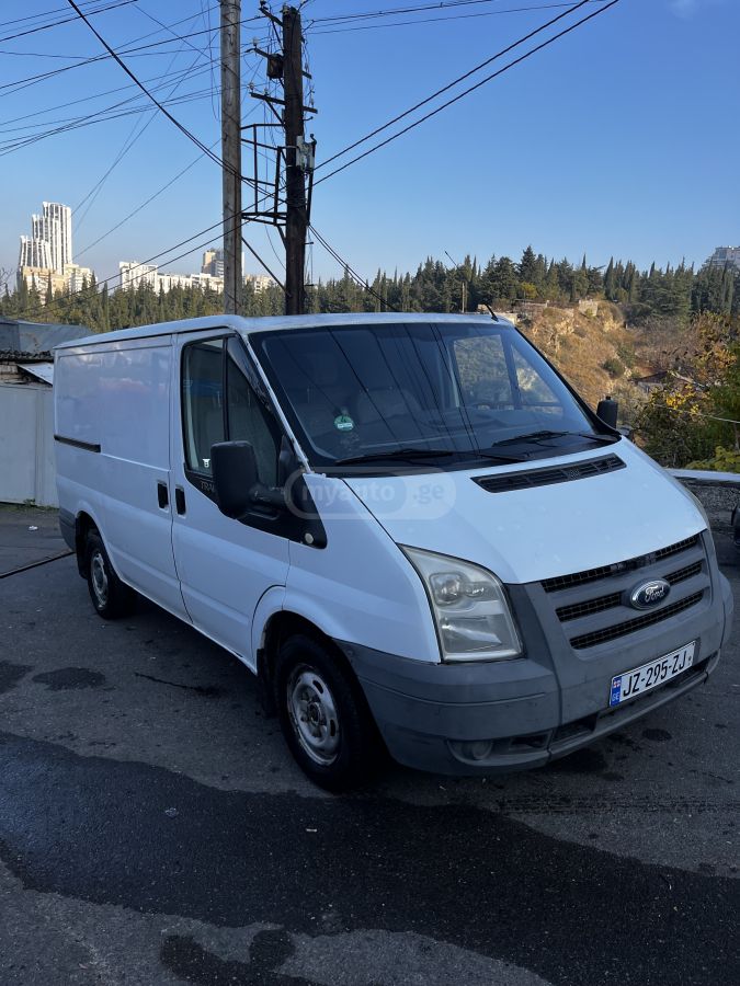 Ford Transit 2011 — photo 2