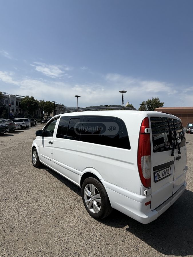 Mercedes-Benz Vito 2010 — photo 2