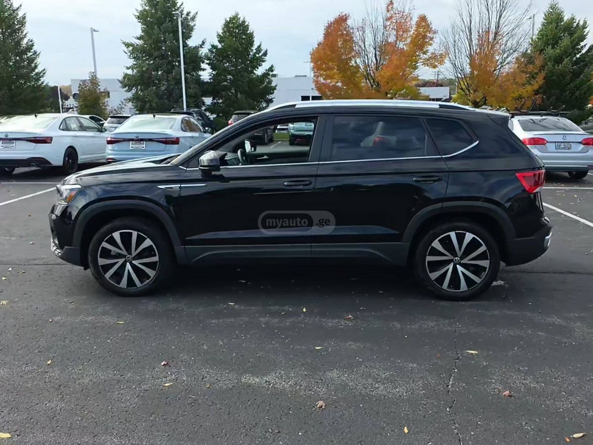 Volkswagen Taos 2022 — photo 2
