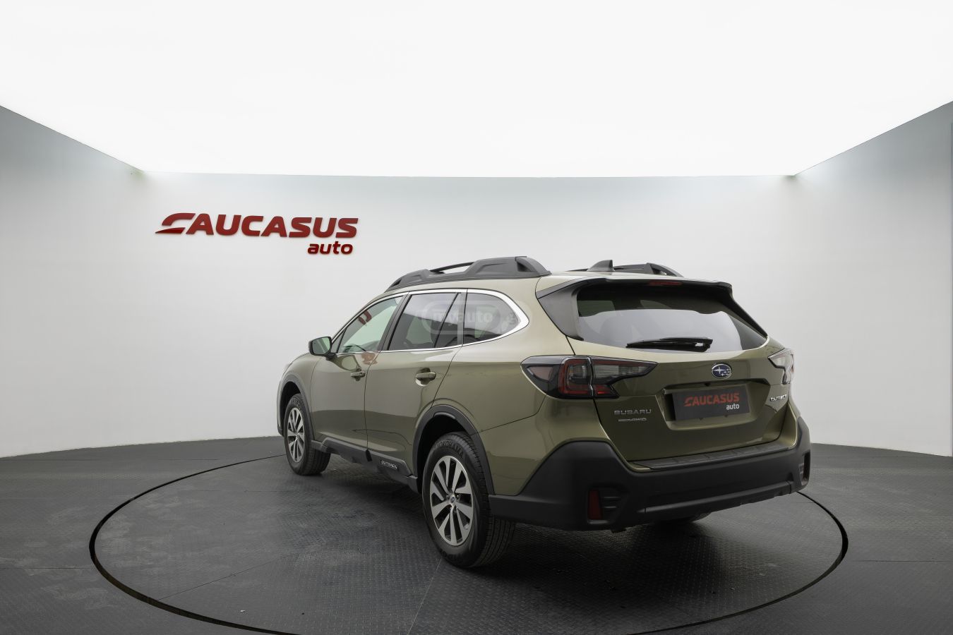 Subaru Outback 2022 — photo 2