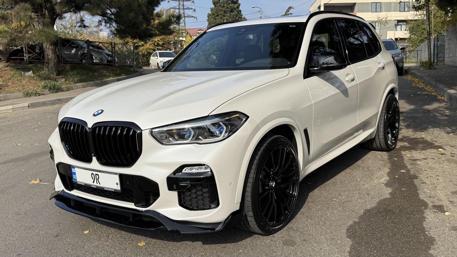 BMW X5 2019 — photo 2