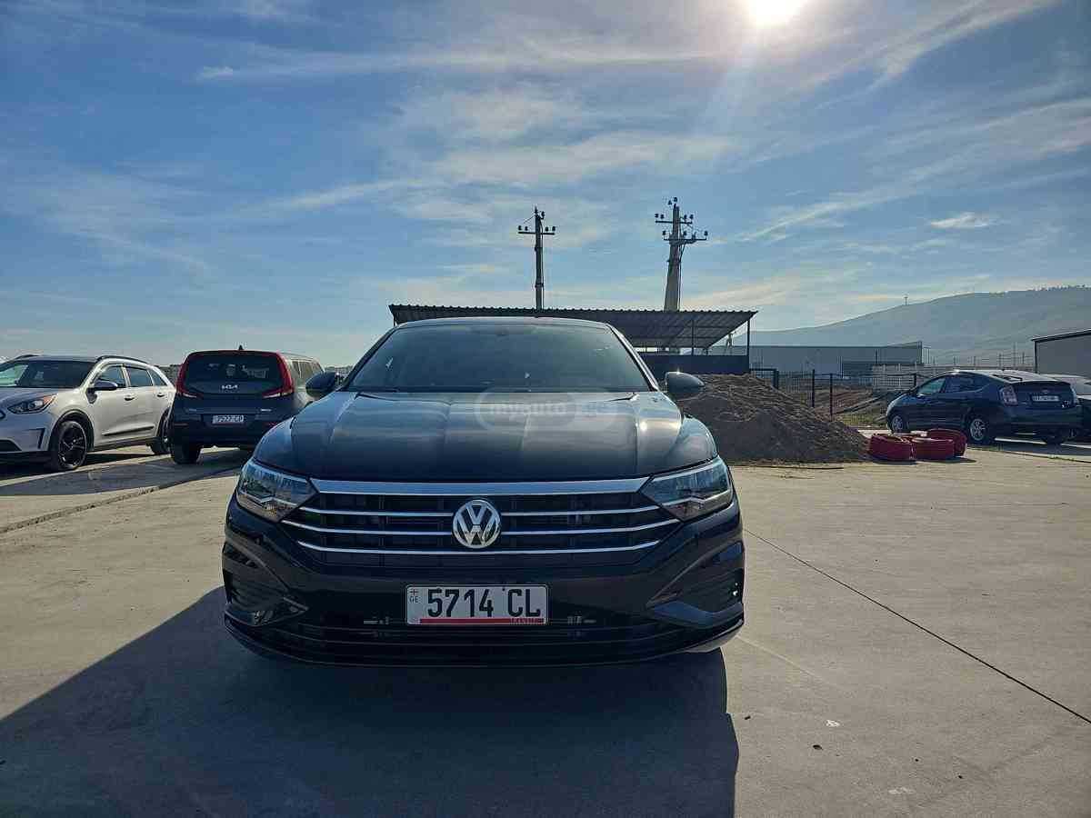 Volkswagen Jetta 2020 — photo 2