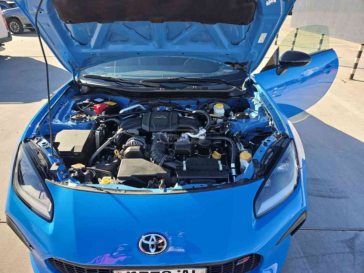 Toyota GR 86 2023 — photo 2