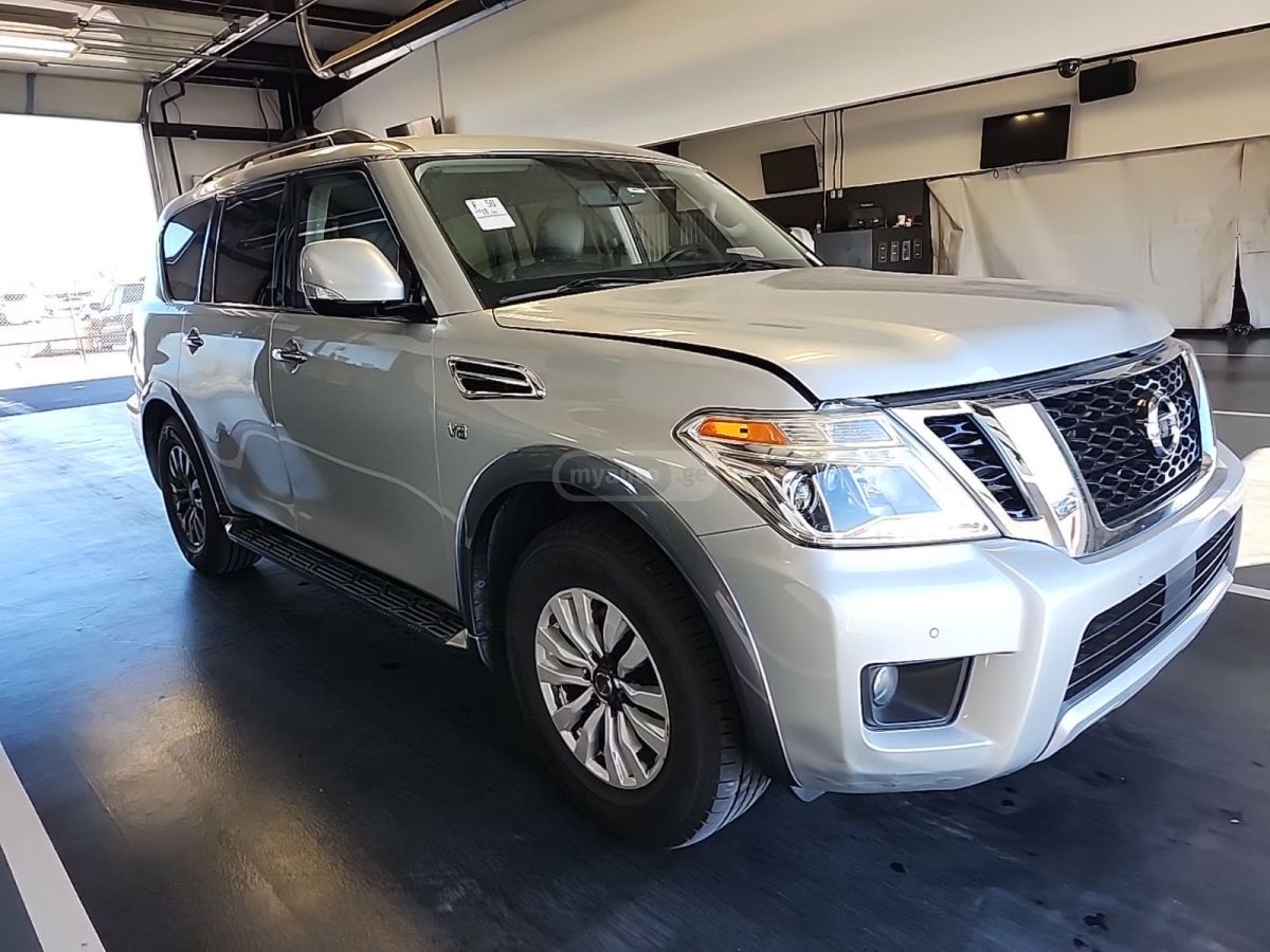 Nissan Armada 2018 — photo 2