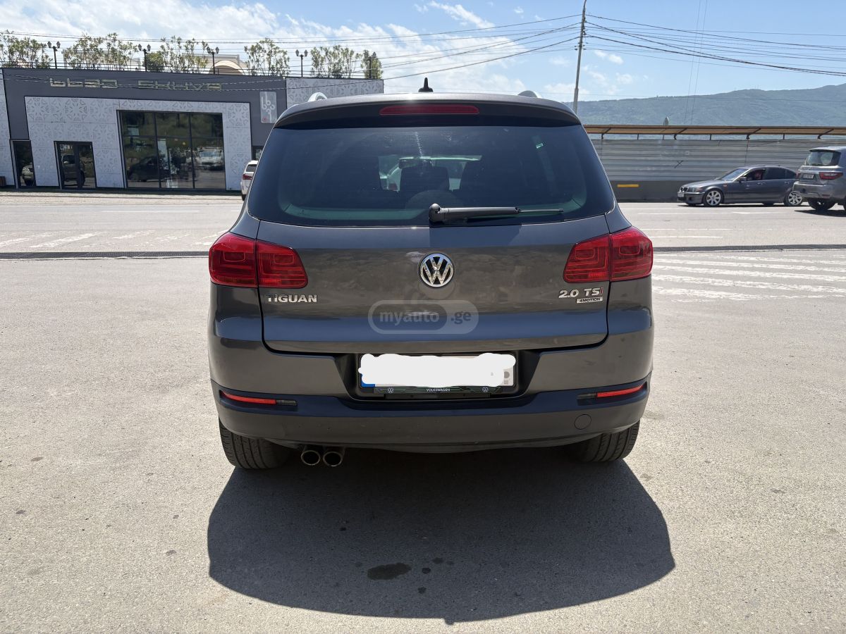 Volkswagen Tiguan 2013 — photo 2