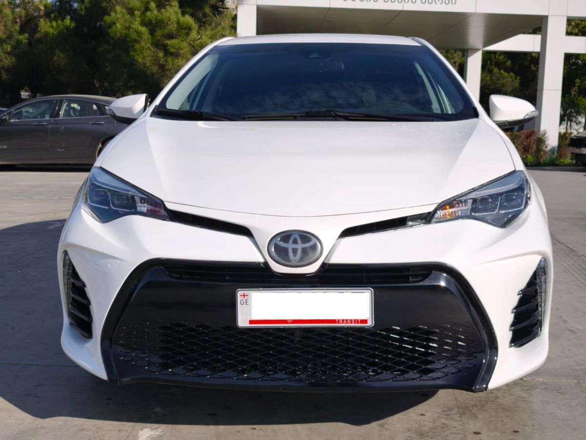 Toyota Corolla 2016 — photo 2
