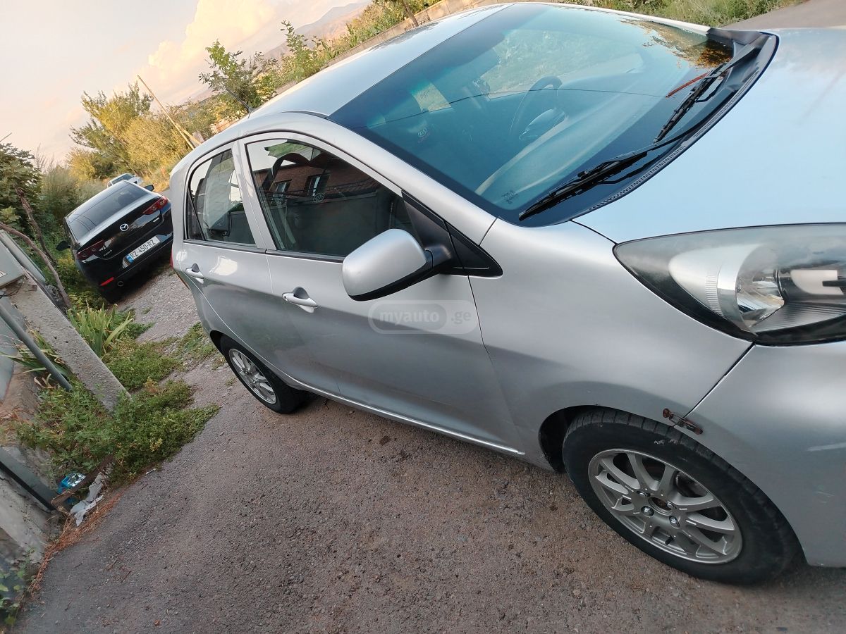 Kia Picanto 2015 — photo 2