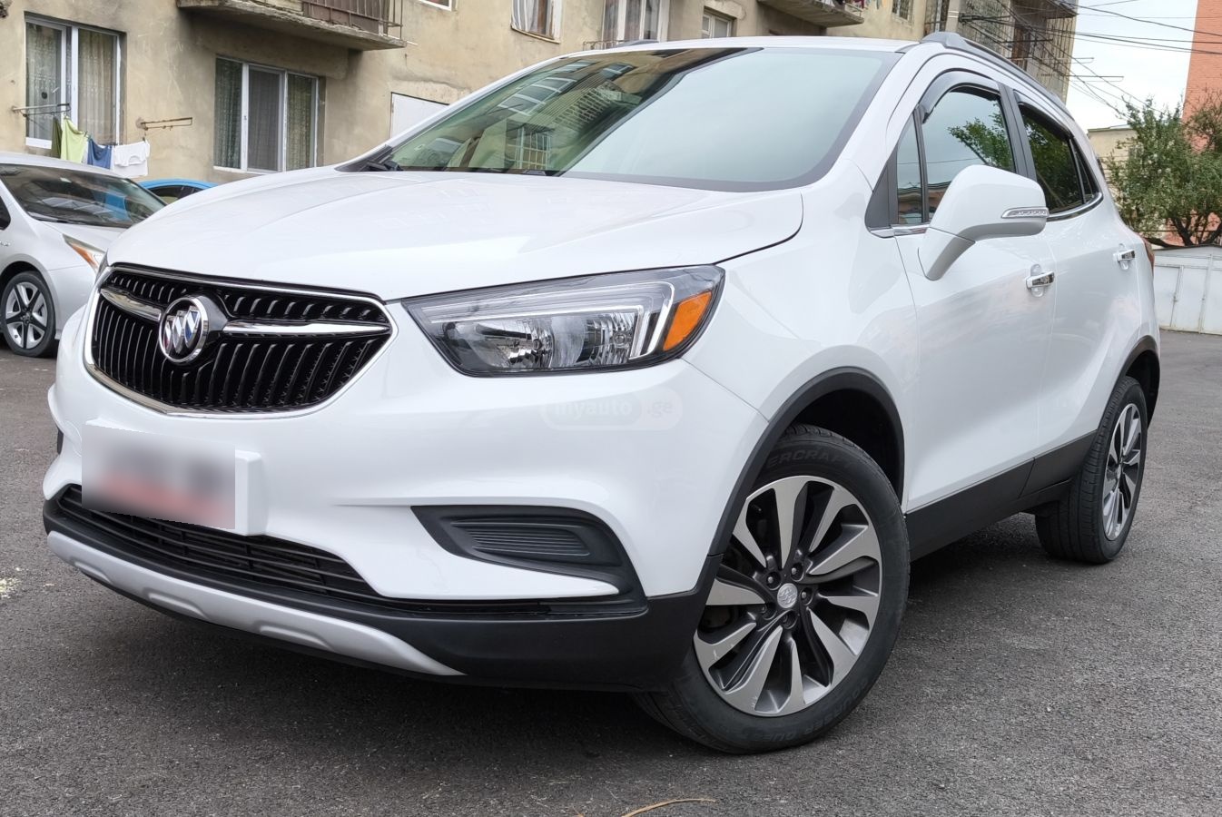 Buick Encore 2017 — photo 2