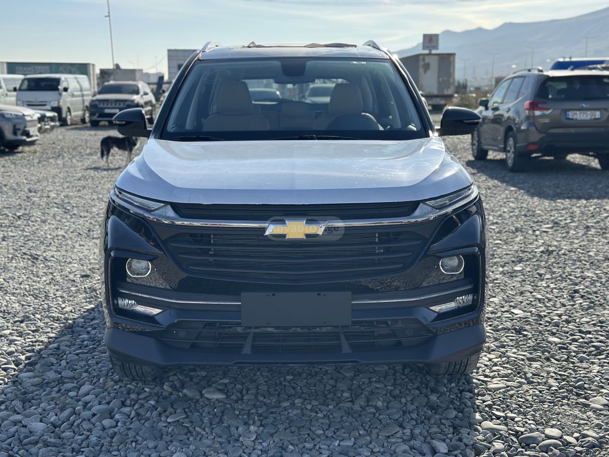 Chevrolet Captiva 2024 — photo 2