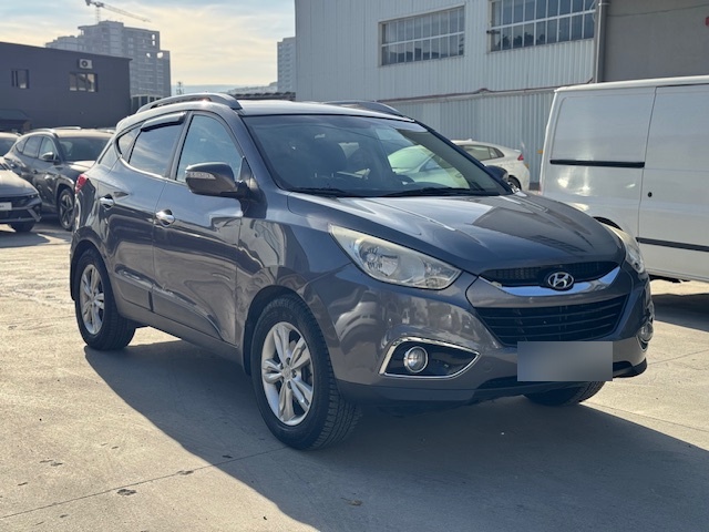 Hyundai Tucson 2012 — photo 2