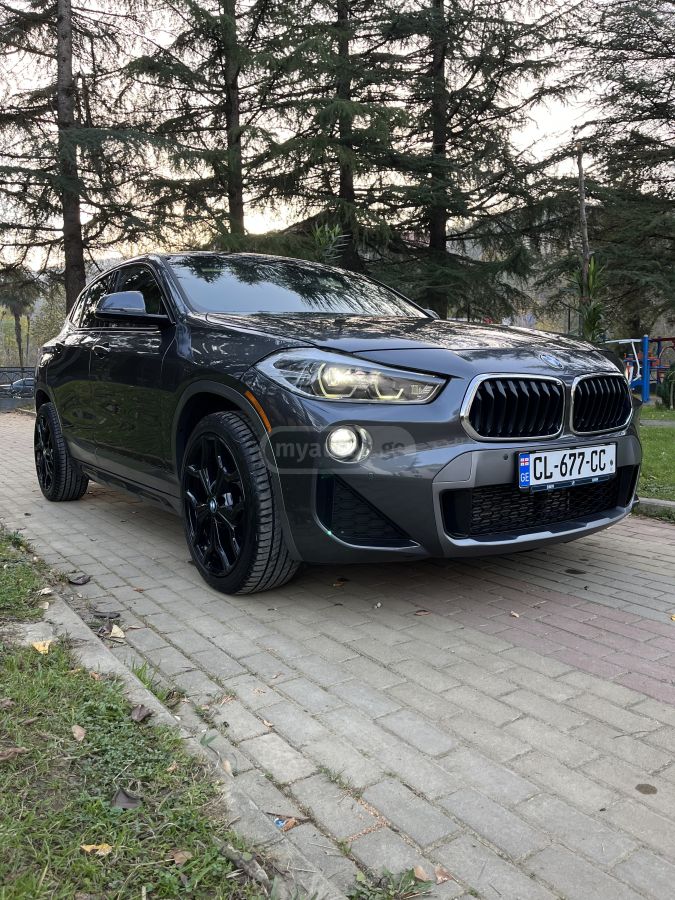 BMW X2 2018 — photo 2