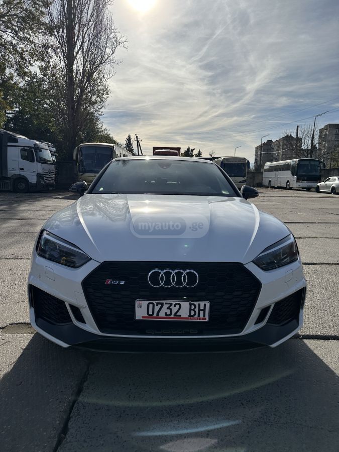 Audi RS5