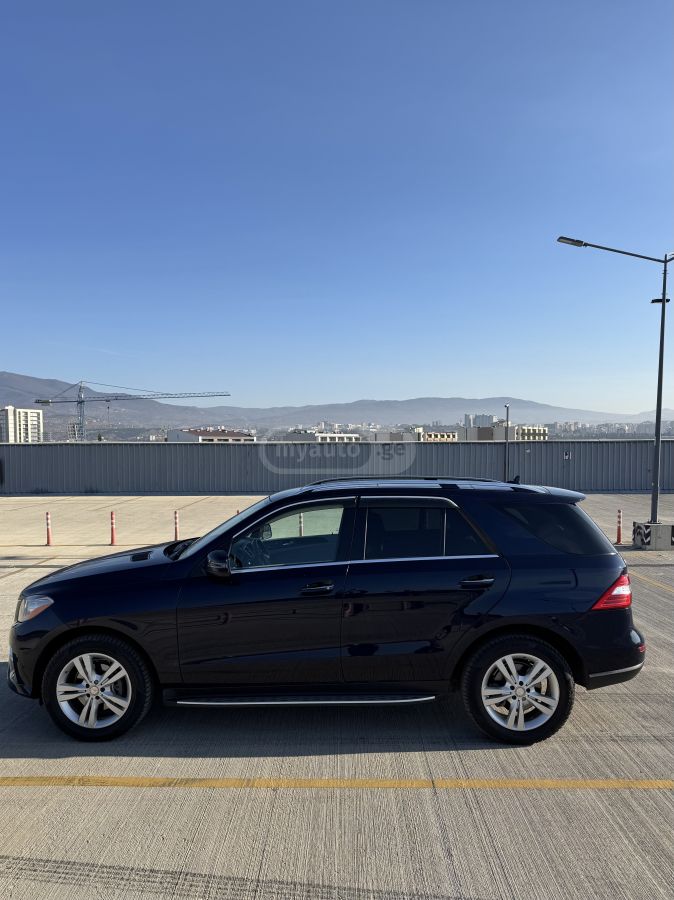 Mercedes-Benz ML 350 2015 — photo 2