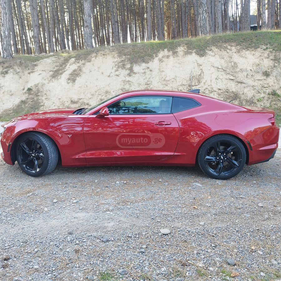 Chevrolet Camaro 2019 — photo 2