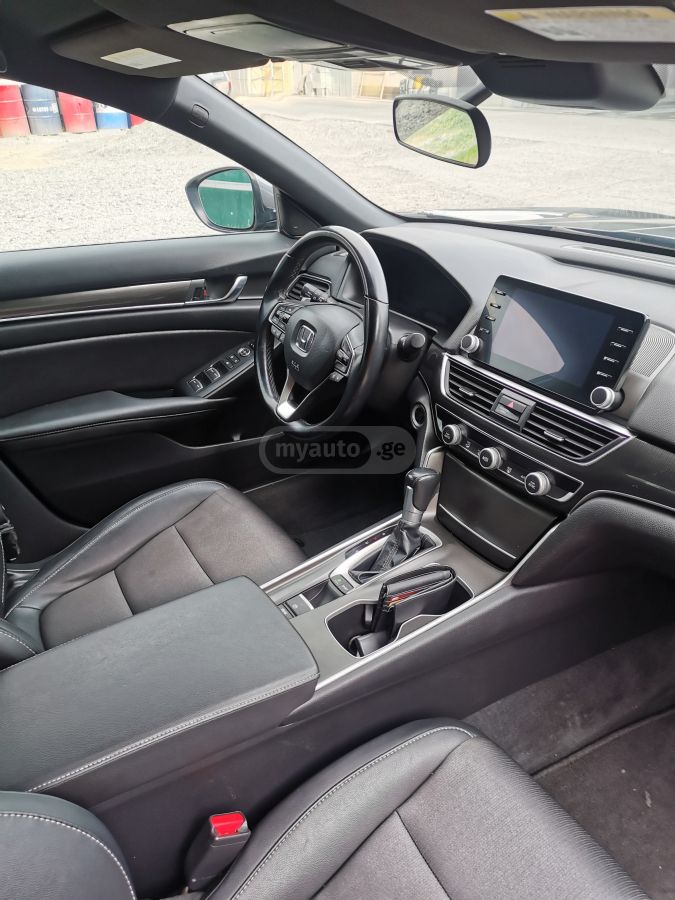 Honda Accord 2020 — photo 2