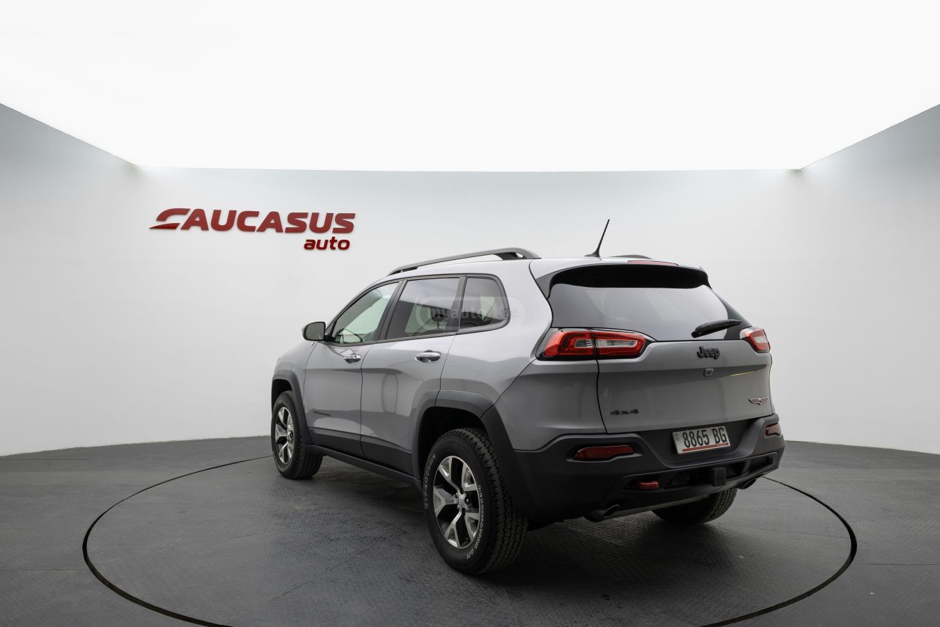 Jeep Cherokee 2015 — photo 2