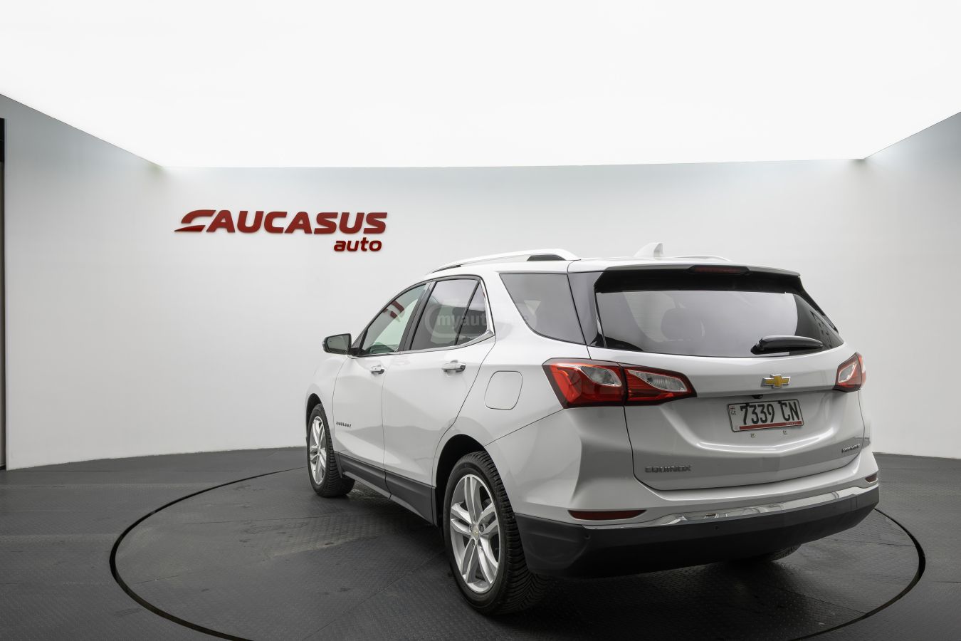 Chevrolet Equinox 2021 — photo 2