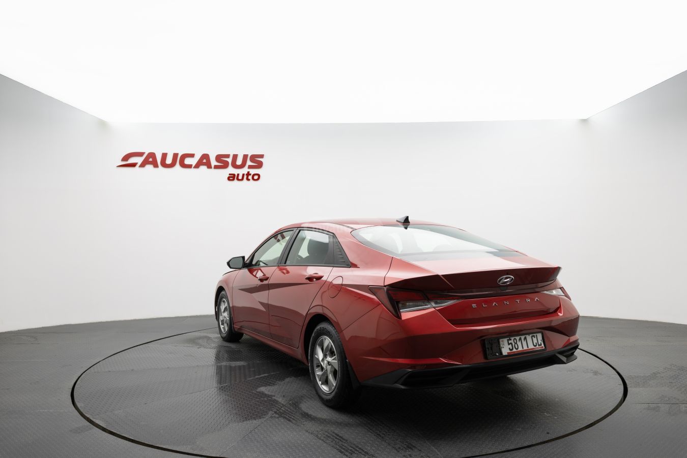 Hyundai Elantra 2022 — photo 2